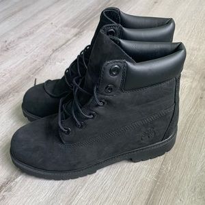 Black timberland boots